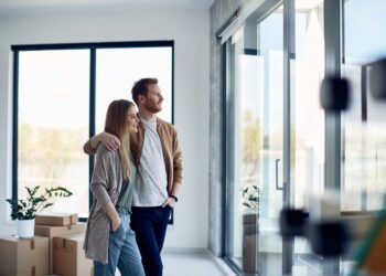 How a Real Estate Agent Can Simplify Your Property Acquisition Process