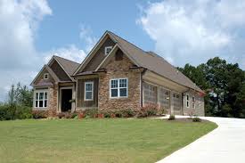 The Art of Finding Your Dream Home: Tips from Real Estate Experts