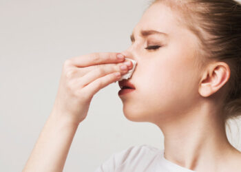 The Connection Between Sinusitis and Nasal Polyps: Causes and Treatment Options